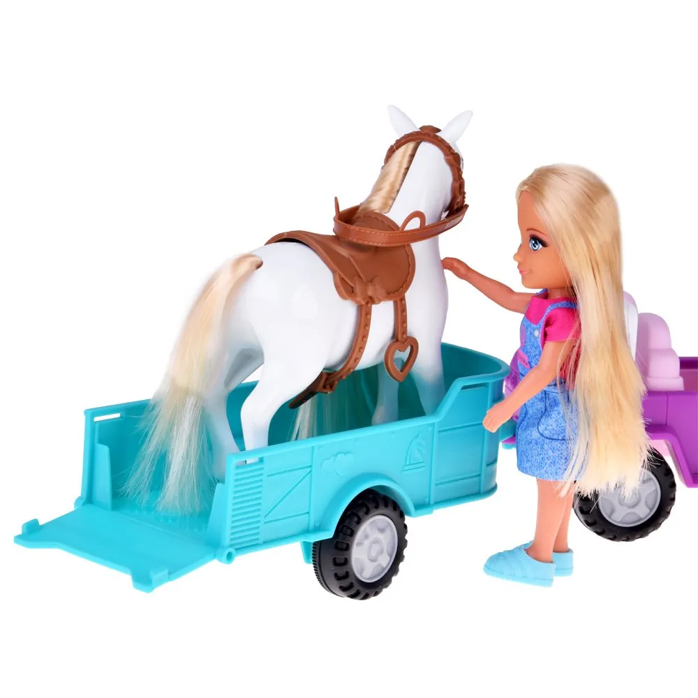 Zbliżenie na wszystkie elementy zestawu Ankiki podczas zabawy