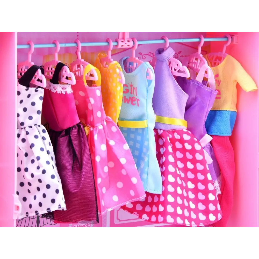 Walizka na kółkach w zestawie z torebkami i ozdobami