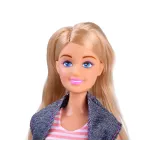 kolorowa sukienka letnia na lalce Anlily z jasnym tłem