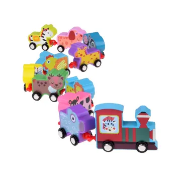 kolorowa stylistyka drewnianych wagoników z plastikowymi kółkami