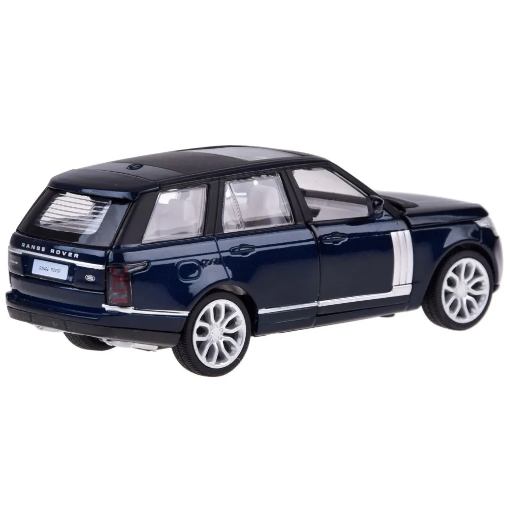 Fragment podwozia i detali z tworzywa sztucznego w modelu samochodu