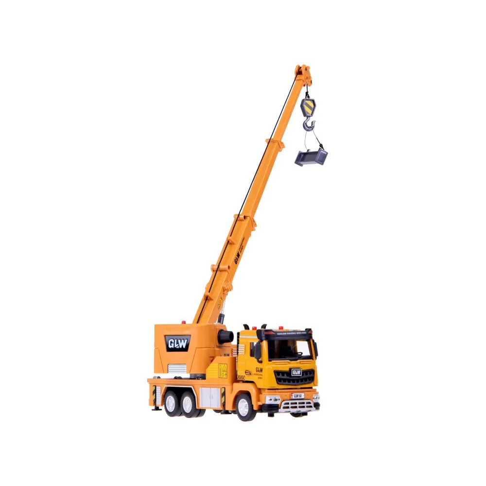 oświetlona kabina dźwigu z otwartymi drzwiami