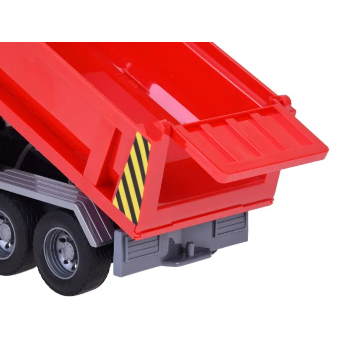 Pojazd z efektem dźwiękowym obok opakowania