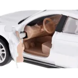 Przód metalowego modelu BMW X6 z włączonymi światłami LED