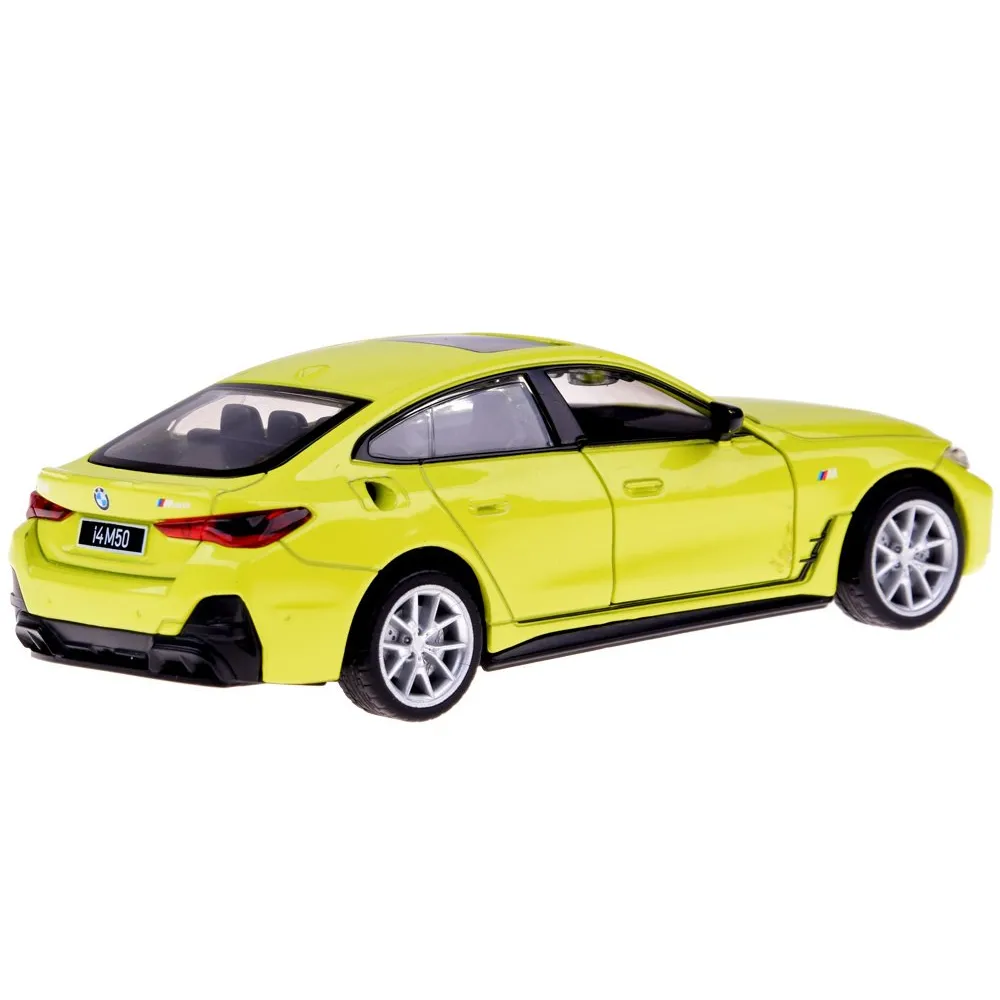 widok z tyłu na światła modelu bmw i4 m50 gran coupe