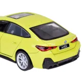 kolorowe pudełko z modelem bmw i4 m50 gran coupe gotowe do prezentacji