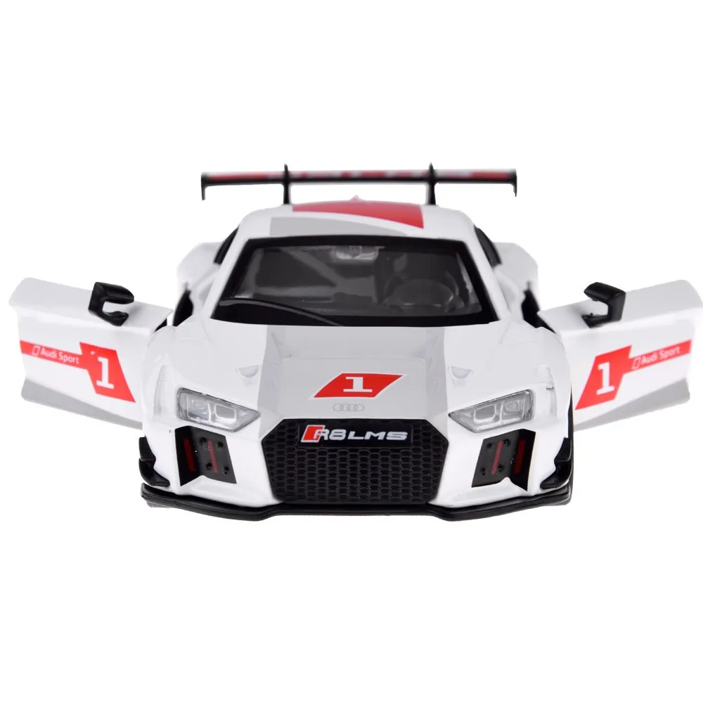 widok na podświetlaną deskę rozdzielczą modelu Audi R8 LMS