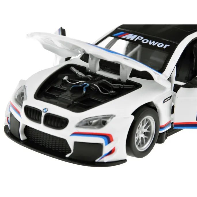 detal karoserii modelu bmw m6 gt3 z napisem gt3 na drzwiach