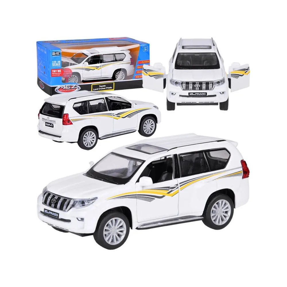 Metalowe auto TOYOTA LAND CRUISER PRADO w białym kolorze na tle jasnego podłoża