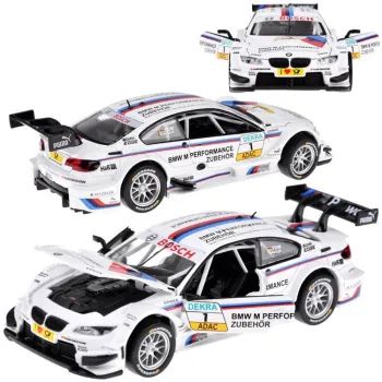 metalowy model bmw m3 dtm w skali 1:32 ujęcie z przodu
