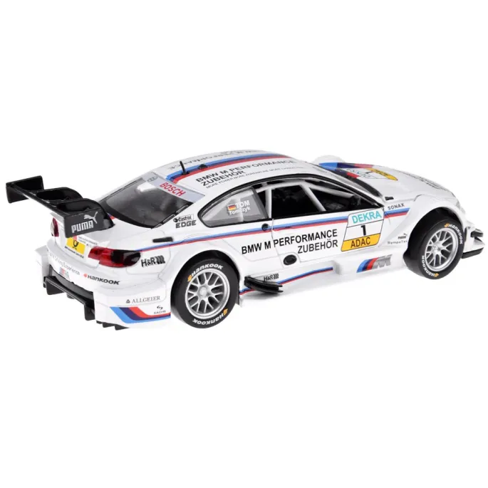 detal plastikowego podwozia modelu bmw m3 dtm