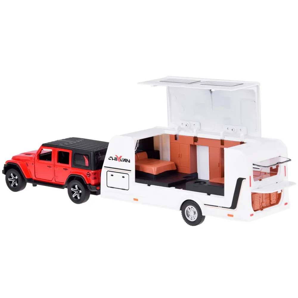 światła z przodu pojazdu terenowego podczas zabawy