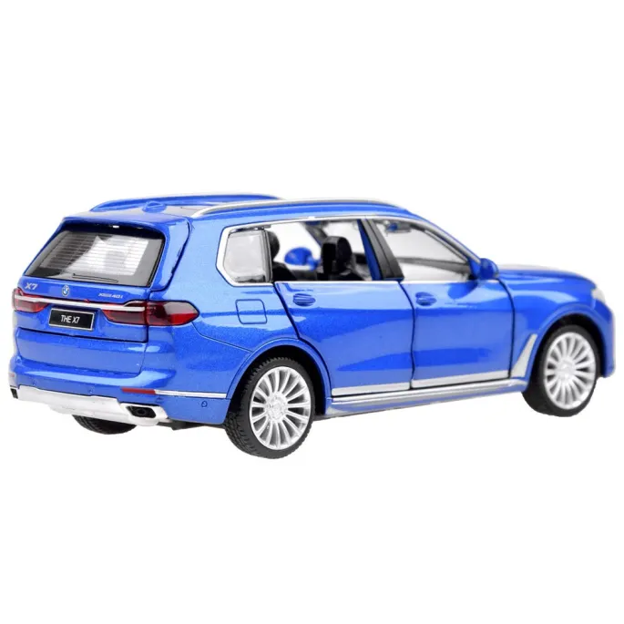 Widok na świecące światła przednie i tylnie modelu BMW X7