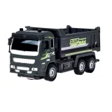 Ciężarówka z profilu na gładkim podłożu