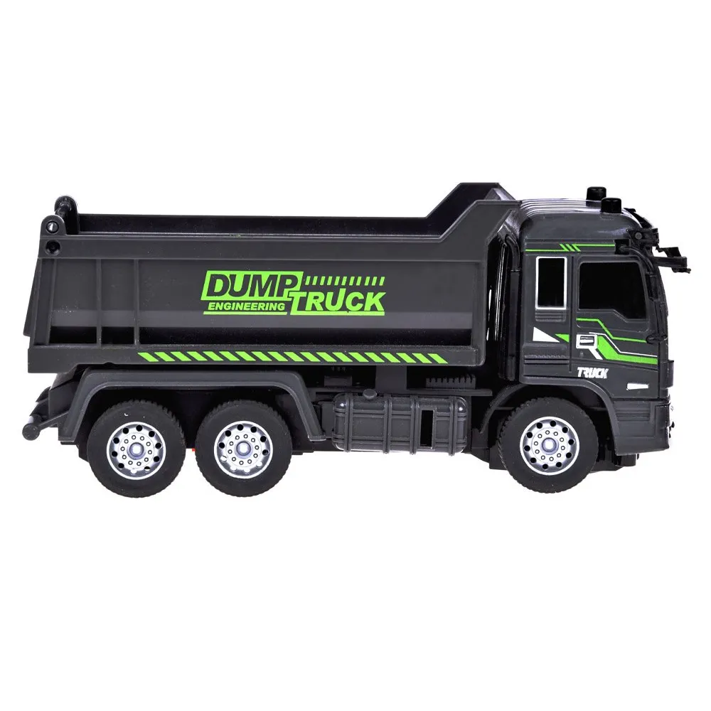 Zbliżenie na gumowe, profilowane opony pojazdu