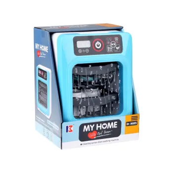 dziecko wkłada naczynia do otwartej zmywarki zabawkowej