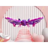 kompaktowy motyl dron gotowy do lotu pośród akcesoriów