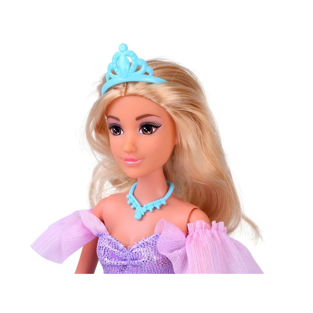 szczegół sukni księżniczki w odcieniach niebieskiego i różowego ze złotą kokardą