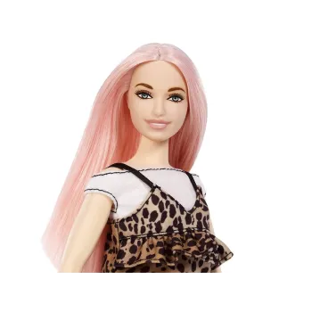 Barbie Fashionistas stojąca w białej bluzce i czarnych botkach