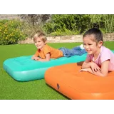 stabilna konstrukcja materaca bestway z widocznym zaworem blokującym