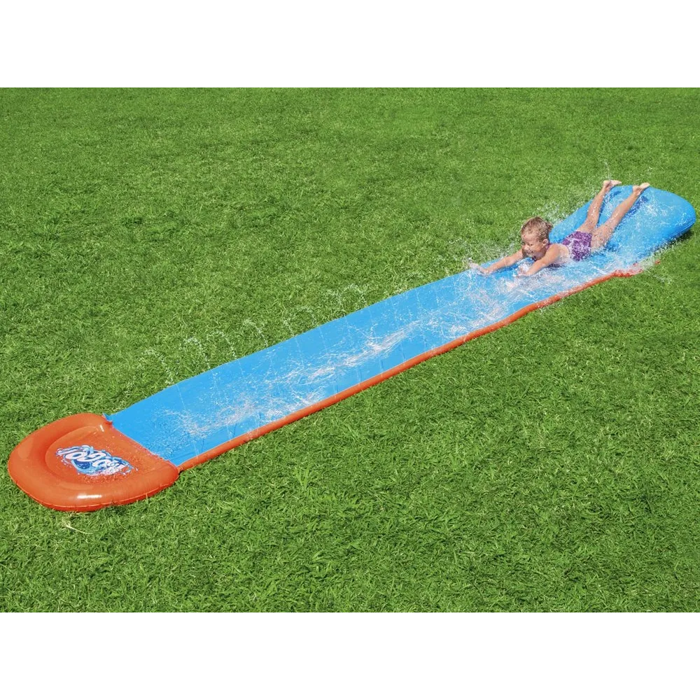 Szczegół montażu z zaczepem na wąż w ślizgu wodnym Bestway