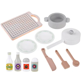 zbliżenie na metalową miskę w zlewie kuchni drewnianej