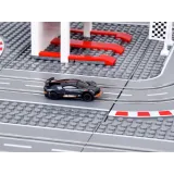 pilot do zdalnego sterowania auta na wyścigowym torze bugatti