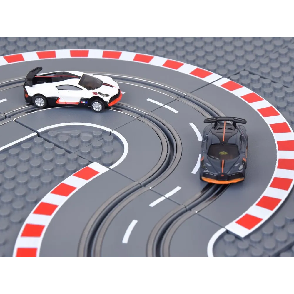 zestaw z instrukcją obrazkową i kablami usb do zasilania toru