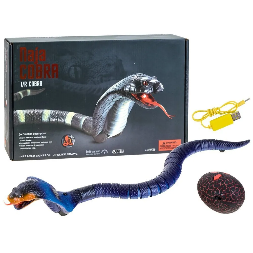 zabawka cobra rc podczas jazdy na podłodze