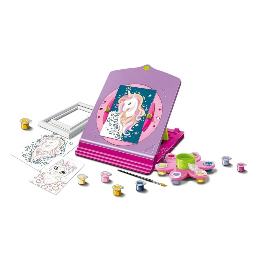 zestaw malarski z motywem jednorożca gotowy do pokolorowania