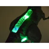 Wiernie odwzorowane detale głowy dinozaura