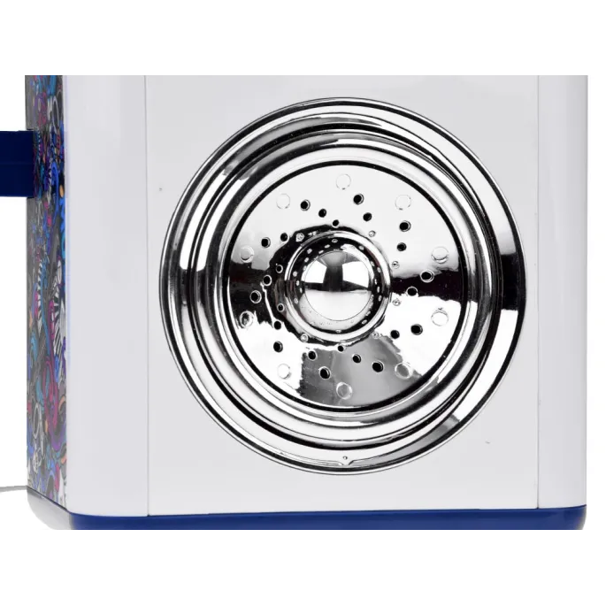 Zbliżenie na panel kontrolny głośnika z przyciskami funkcji