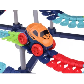 długa trasa samochodowa z zakrętami i mostami