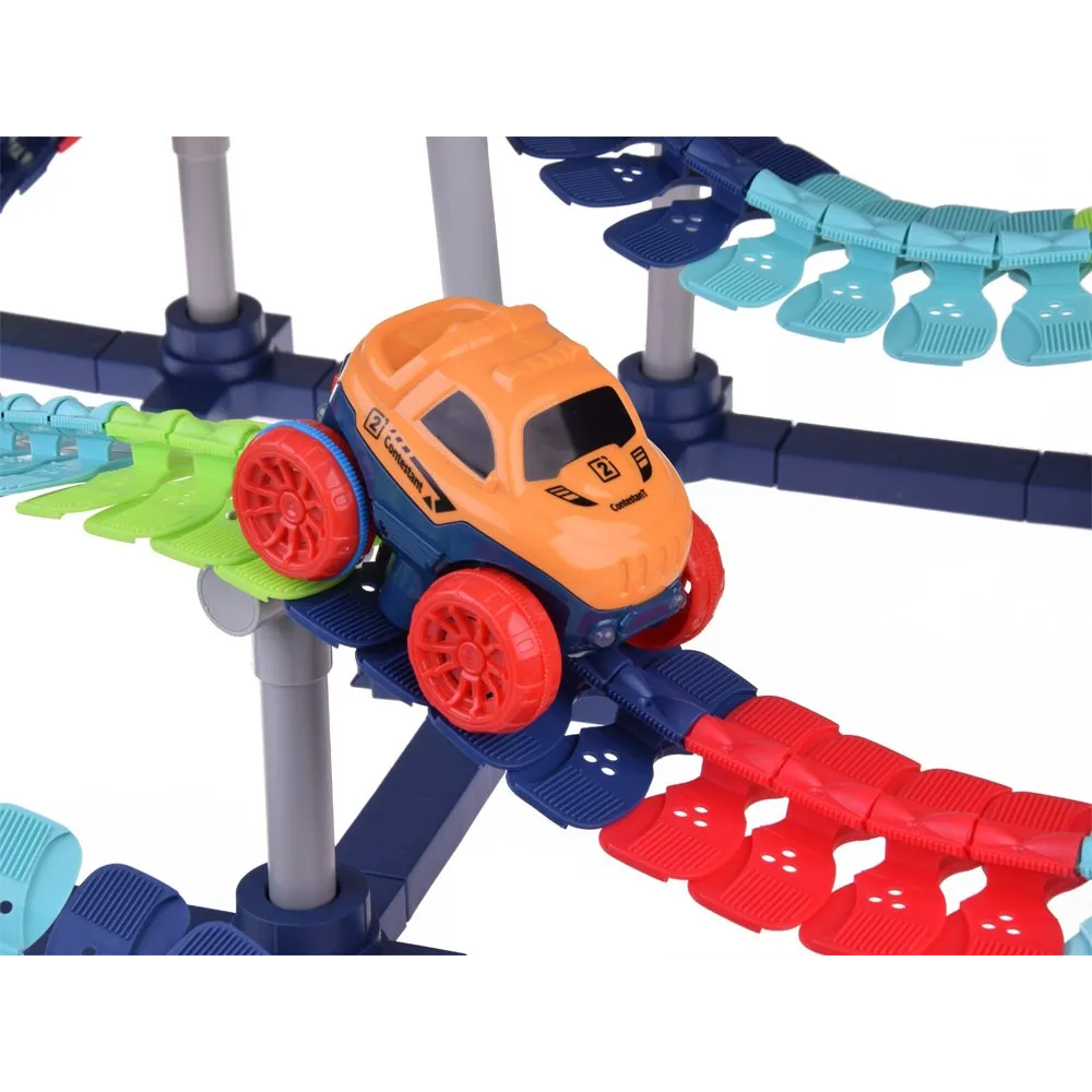 długa trasa samochodowa z zakrętami i mostami