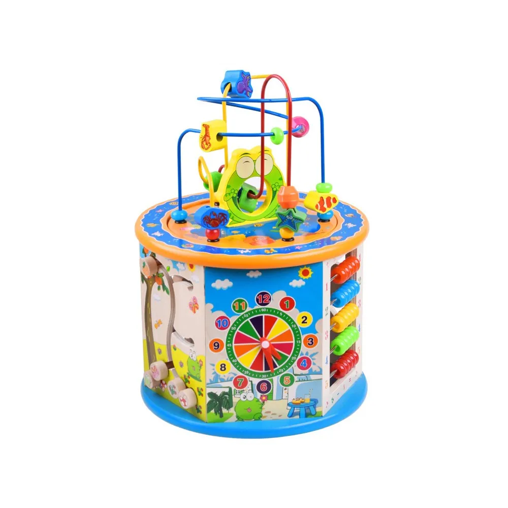 Widok kostki edukacyjnej z sorterem klocków różnych kształtów