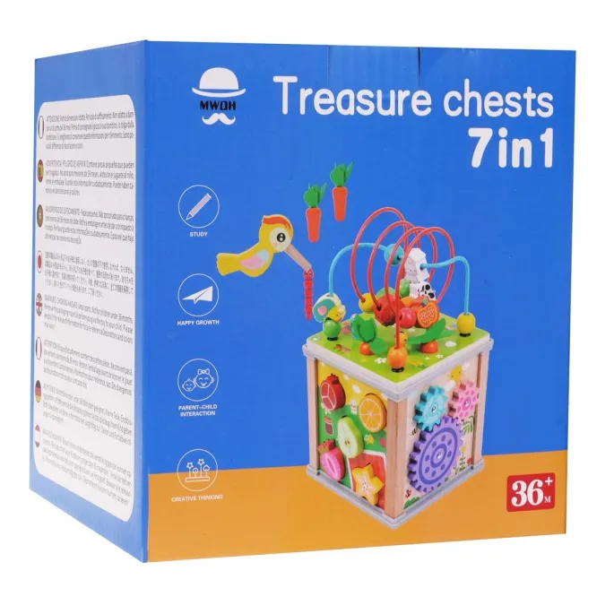 zbliżenie na sorter kształtów i drewniane klocuszki na kostce