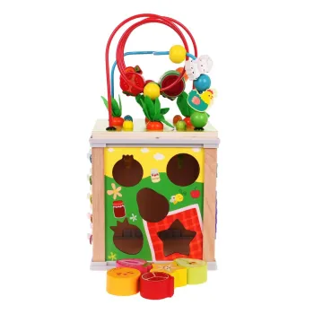 ścianka z kołami zębatymi i panelem godzin na drewnianej kostce