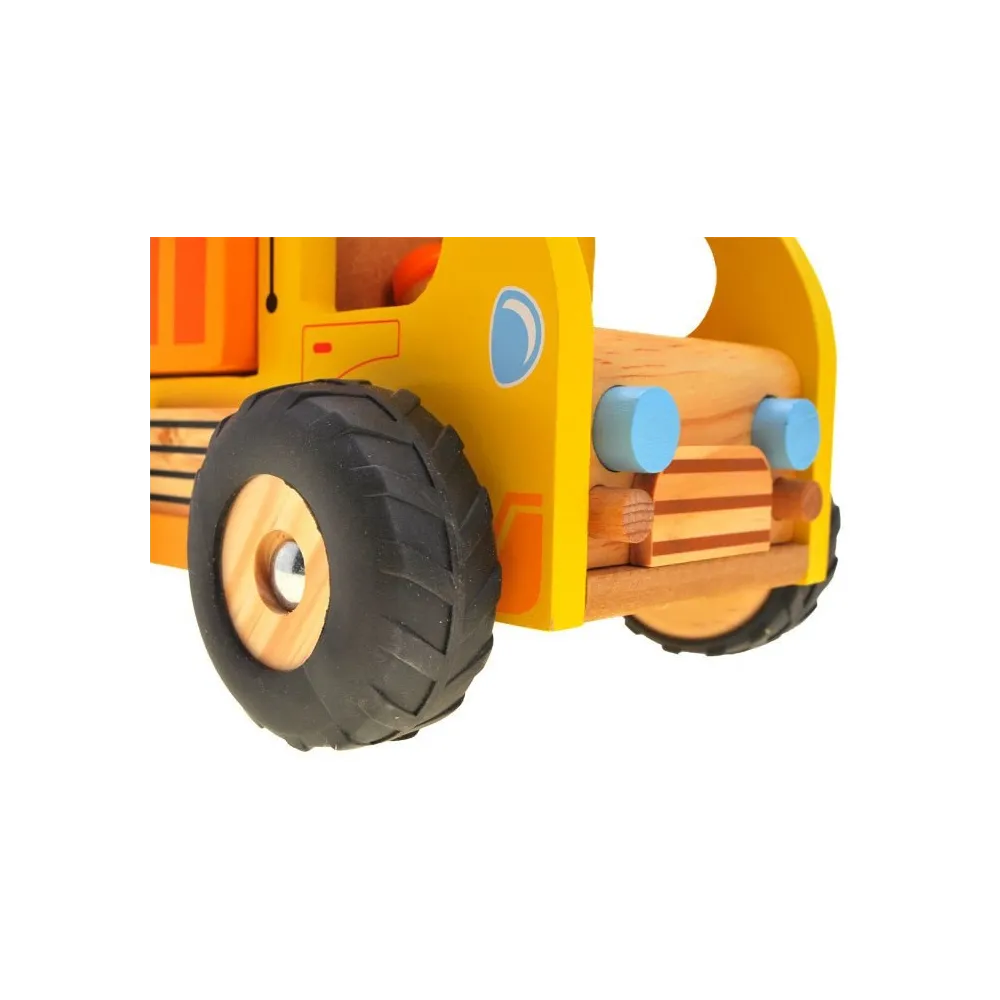 Zbliżenie na ruchomą naczepę zabawki drewnianej