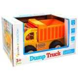 Zabawka drewniana ustawiona w dziecięcym pokoju