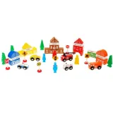 zbliżenie na drewniane pojazdy i budynki z zestawu miasteczko