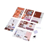 Zbliżenie na piekarza i wnętrze piekarni z oświetleniem LED