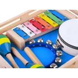 barwne akcenty na drewnianych instrumentach dla dzieci