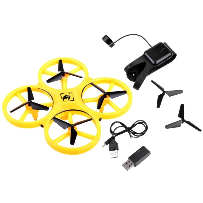 Quadrocopter RC0573 podczas lotu w pomieszczeniu