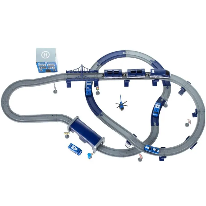 wagon pasażerski z otwieranym dachem w zestawie kolejki tor policja