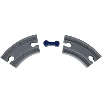 tor kolejowy z mostami i tunelami w zestawie policyjnym