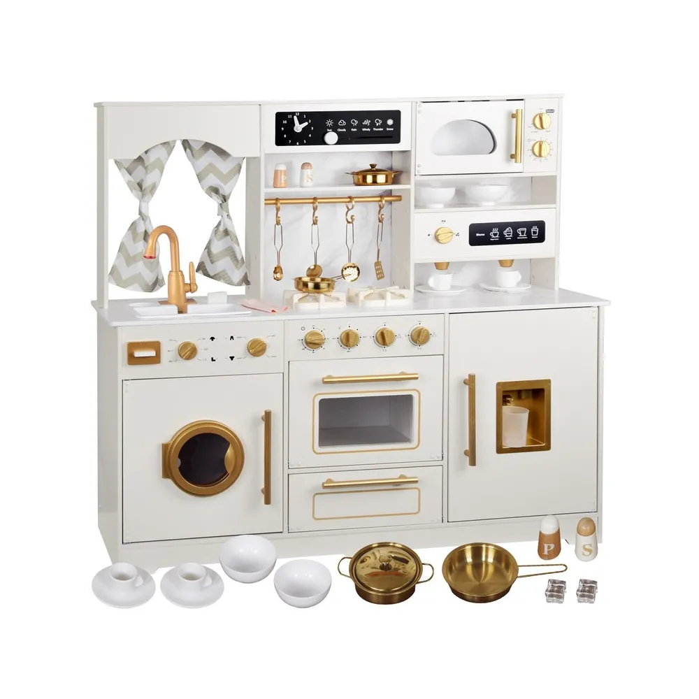 duża kuchnia drewniana w stylu glamour z widocznymi złotymi akcentami