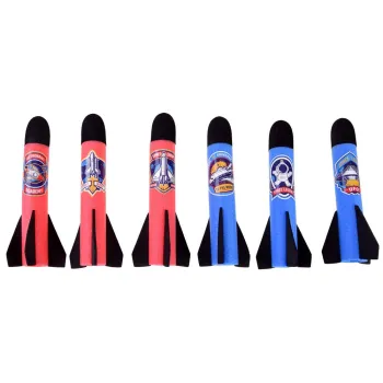 widok na kompletną wyrzutnię rakiet przygotowaną do startu