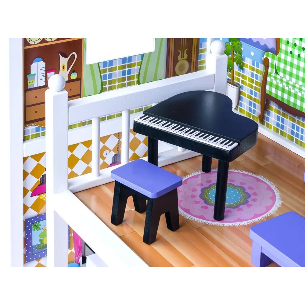 zapakowany domek z elementami montażowymi widoczny w kartonie