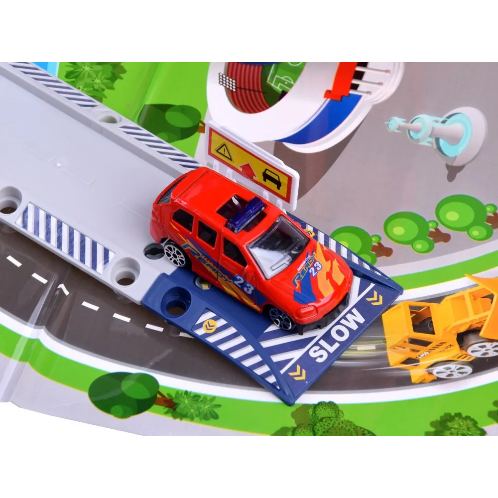 zestaw torów z matą miasta oraz miejscem dla helikoptera