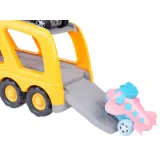 Tir z lawetą na białym tle pokazujący szczegóły konstrukcji